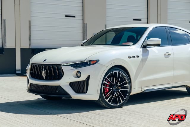 Used 2019 Maserati Levante Trofeo AWD/4WD image 45