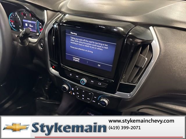 Used 2022 Chevrolet Traverse RS image 17