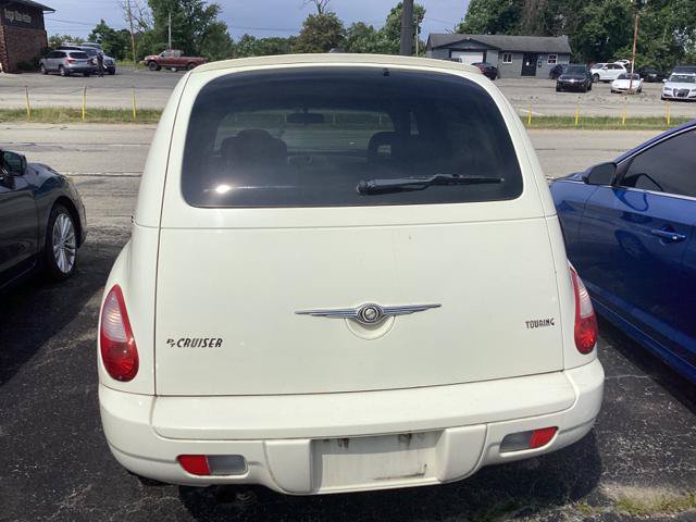 Used 2008 Chrysler PT Cruiser Touring FWD image 5