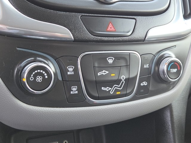 Used 2020 Chevrolet Equinox LS w/ LS Convenience Package FWD image 18