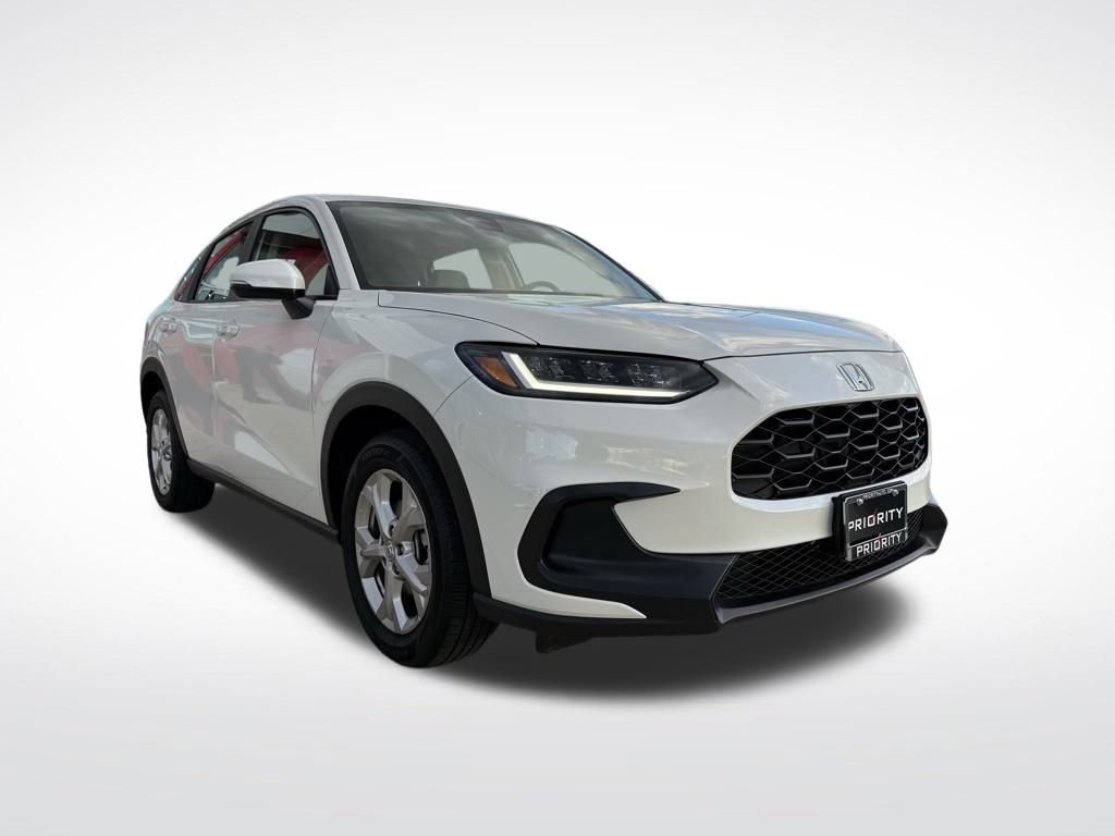 Used 2025 Honda HR-V LX image 7