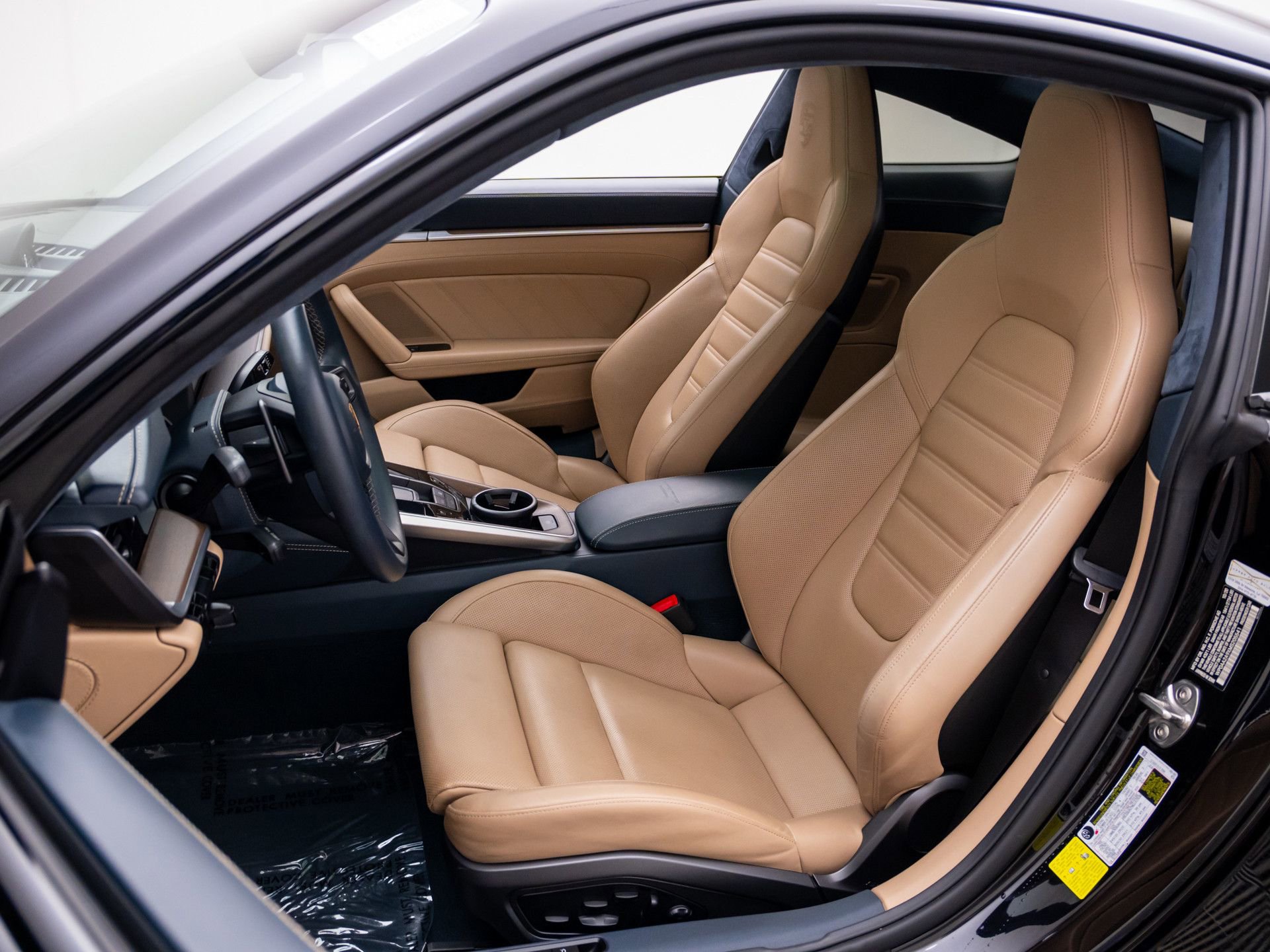 Used 2021 Porsche 911 Carrera image 5