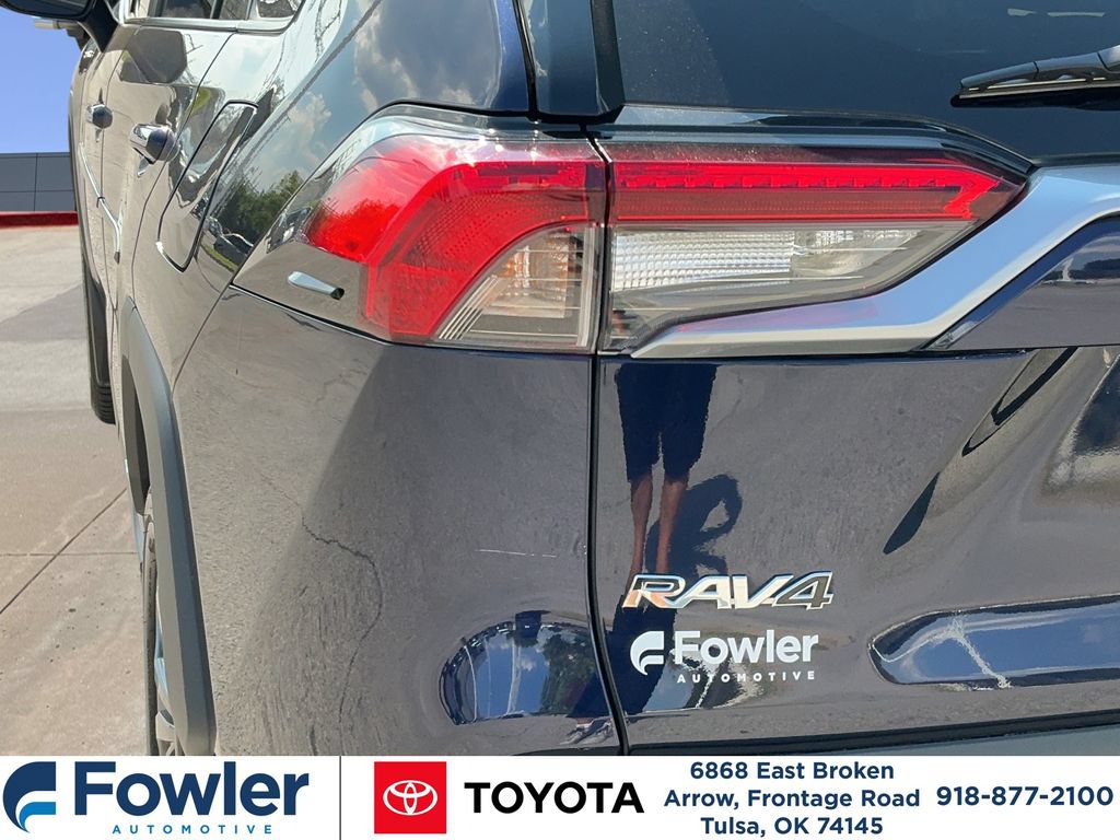 Used 2023 Toyota RAV4 Limited AWD/4WD image 31