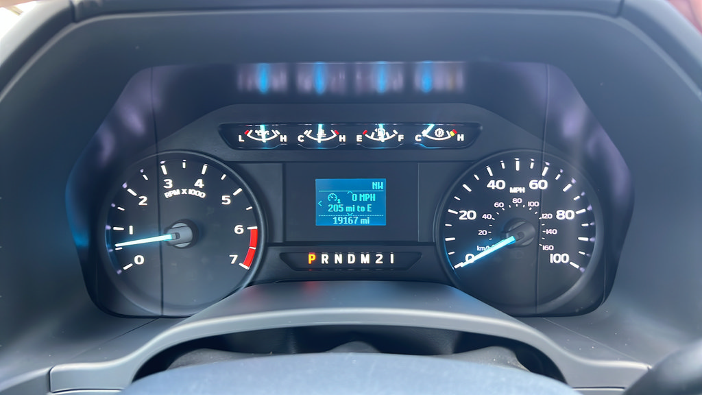 Used 2022 Ford F250 XL w/ Power Equipment Group AWD/4WD image 16
