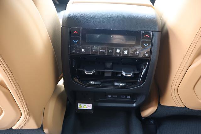New 2026 Jeep Grand Cherokee L Summit AWD/4WD image 14