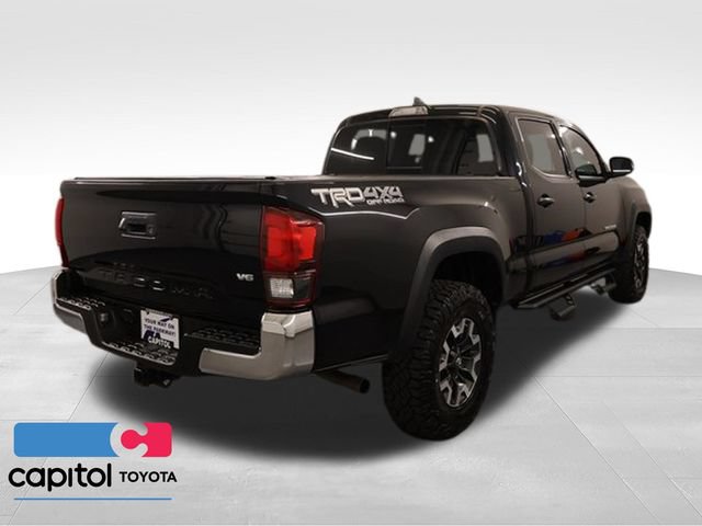 Used 2019 Toyota Tacoma TRD Off-Road w/ TRD Premium Off Road Package AWD/4WD image 2