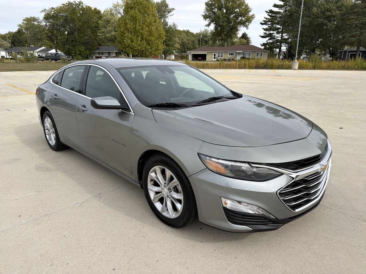 Used 2023 Chevrolet Malibu LT image 1