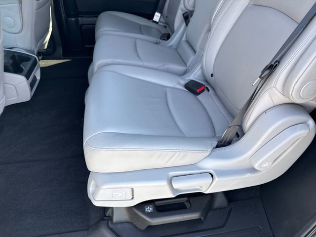 Used 2018 Honda Odyssey Touring image 19