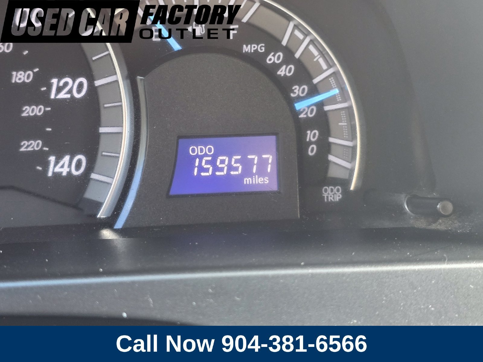 Used 2012 Toyota Camry SE FWD image 3