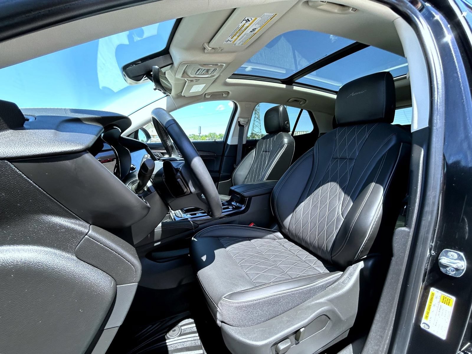 Certified 2023 Buick Envision Avenir AWD/4WD image 10