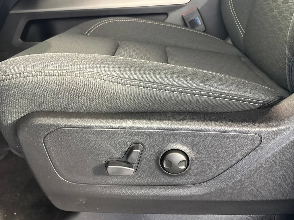 New 2027 RAM 1500 4x4 Crew Cab image 23