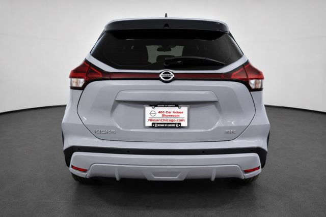 Used 2021 Nissan Kicks SR w/ SR Premium Package FWD image 5