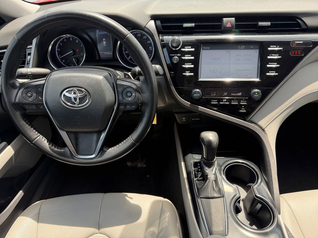 Used 2019 Toyota Camry SE FWD image 10