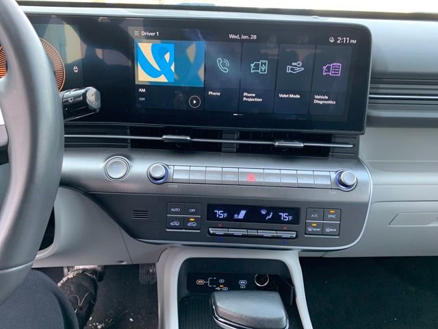 Used 2025 Hyundai Kona SEL image 20
