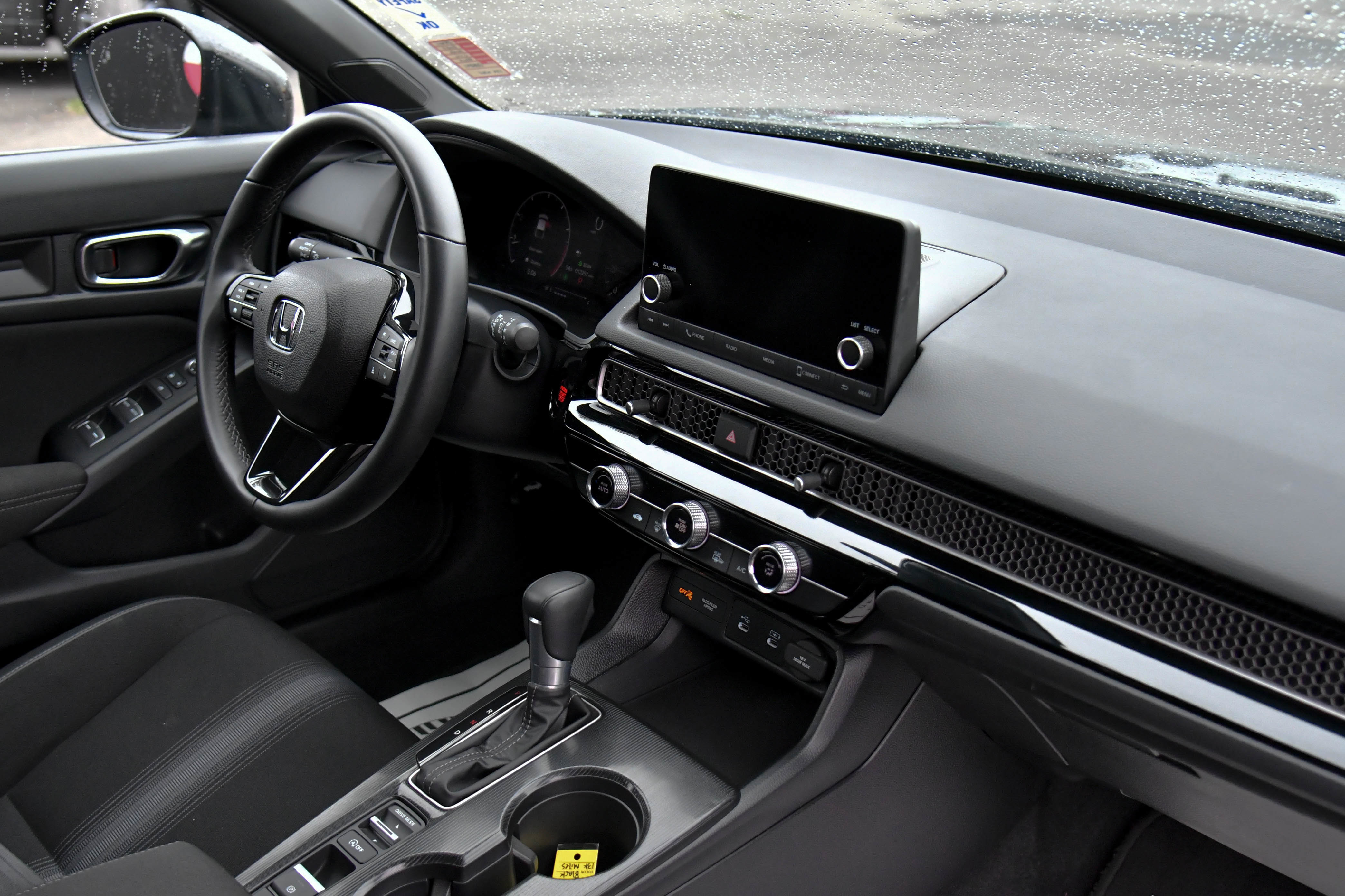 Used 2025 Honda Civic Sport image 40