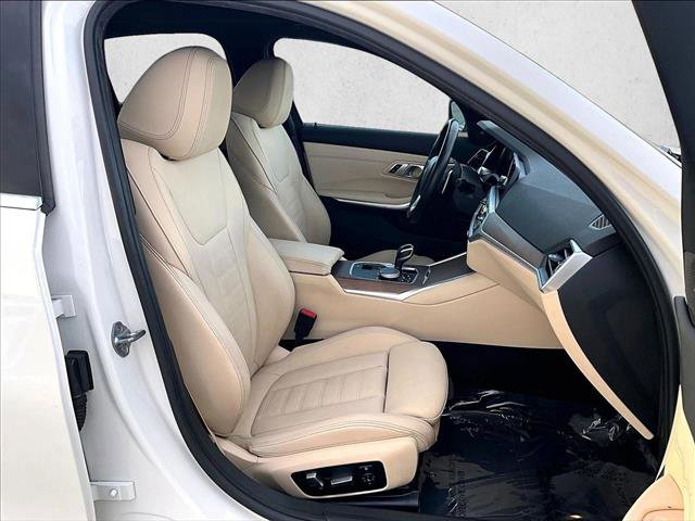 Used 2020 BMW 330i Sedan w/ Convenience Package image 9