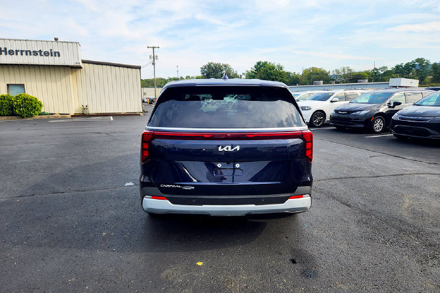 Used 2026 Kia Carnival FWD image 27