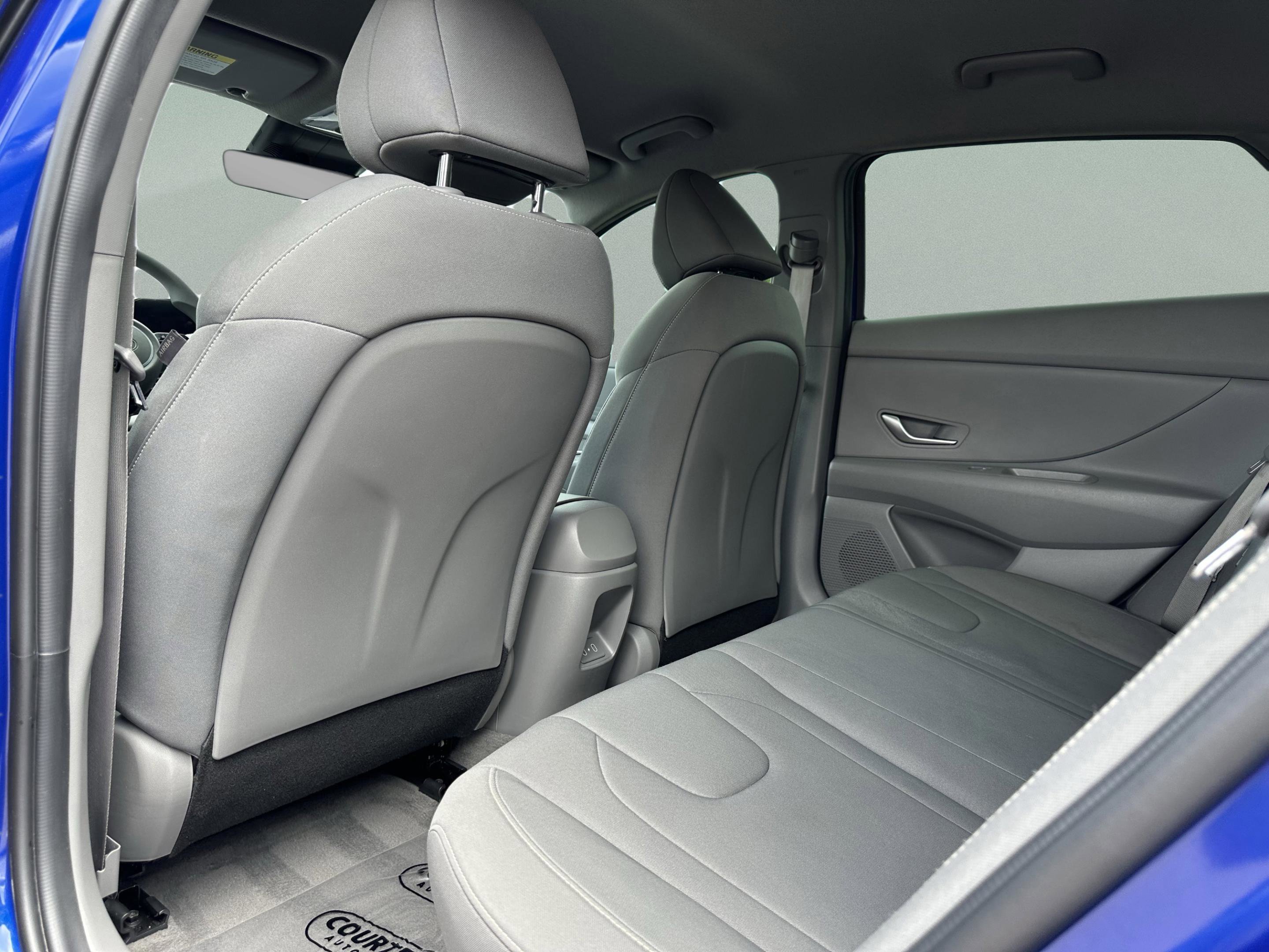 Certified 2024 Hyundai Elantra SEL image 15