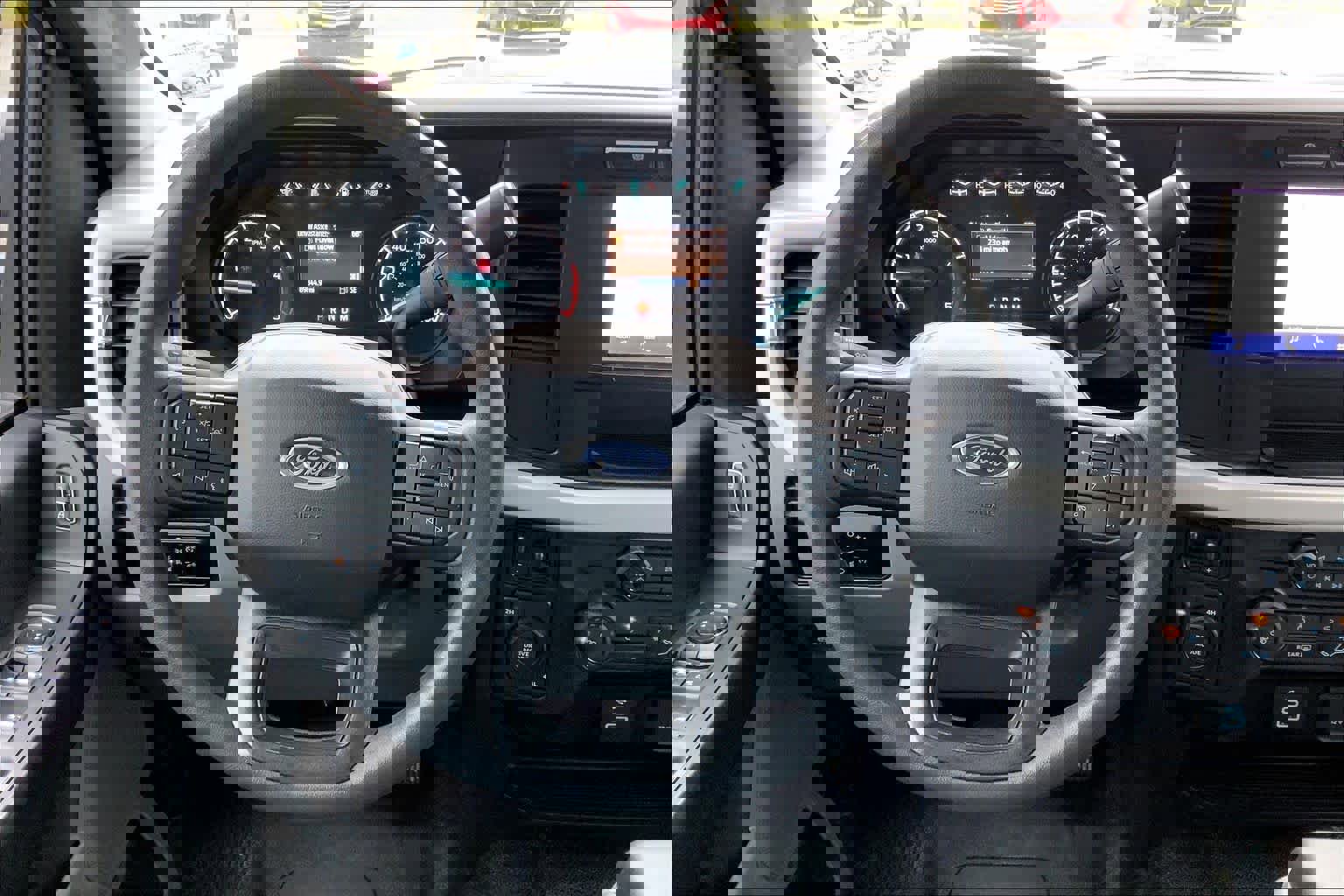 Used 2023 Ford F550 4x4 Crew Cab Super Duty image 5