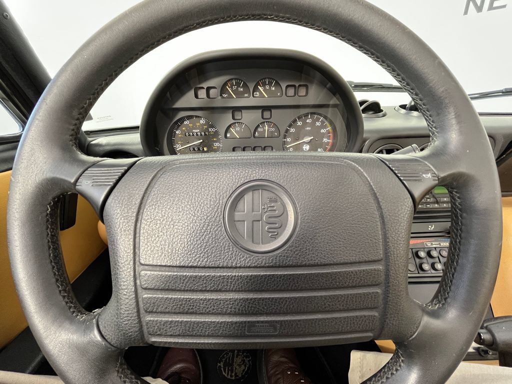 Used 1991 Alfa Romeo Spider Veloce RWD image 13