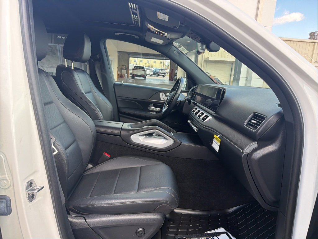 Used 2022 Mercedes-Benz GLE 350 4MATIC image 11