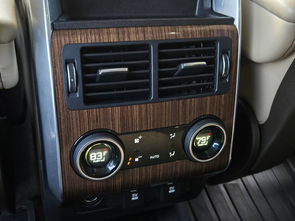 Used 2020 Land Rover Range Rover Sport HSE image 14