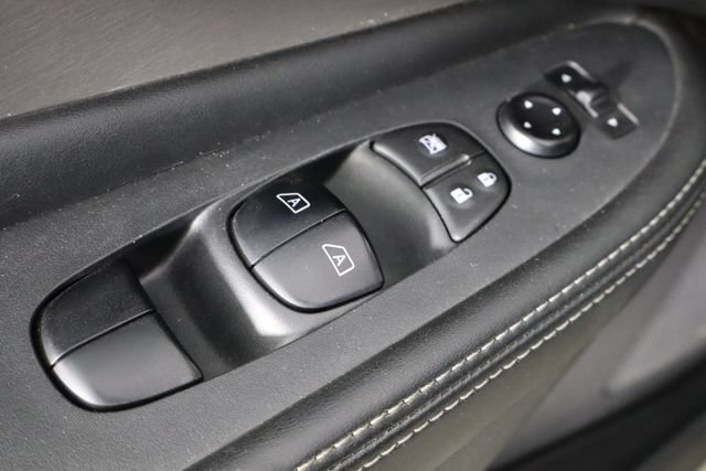 Used 2021 Nissan Murano S AWD/4WD image 20