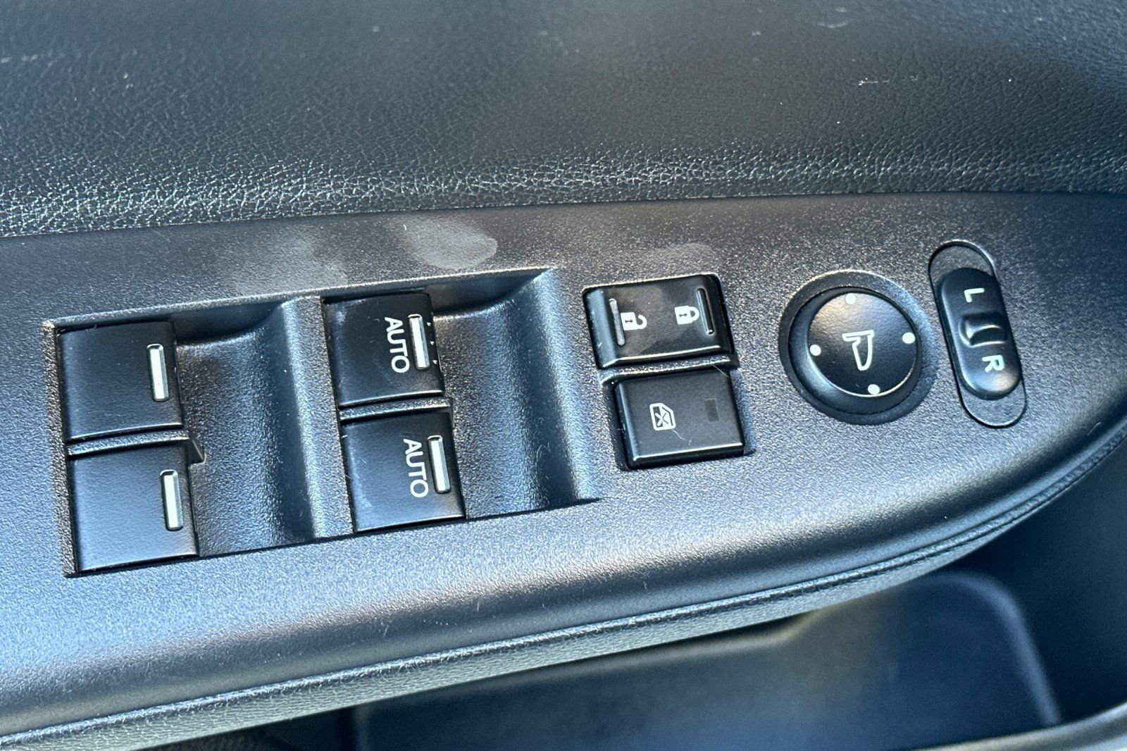 Used 2013 Honda Accord EX image 11