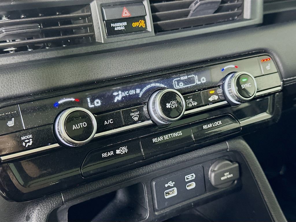 Used 2023 Honda Pilot Touring image 28