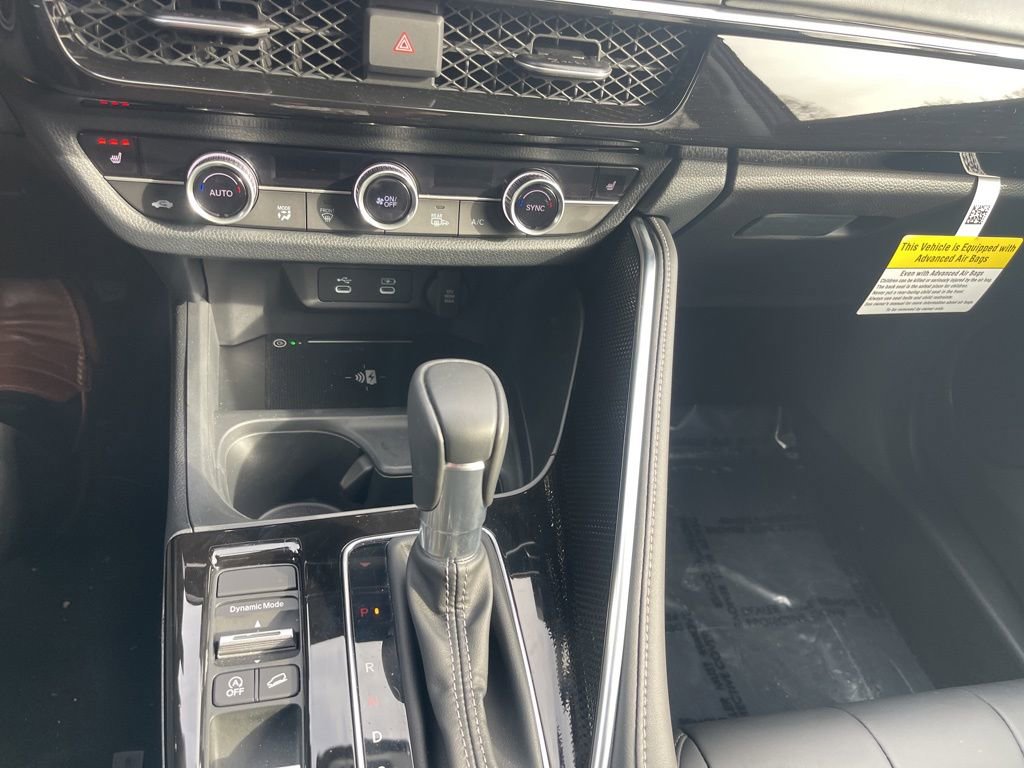 Certified 2025 Acura ADX AWD image 15