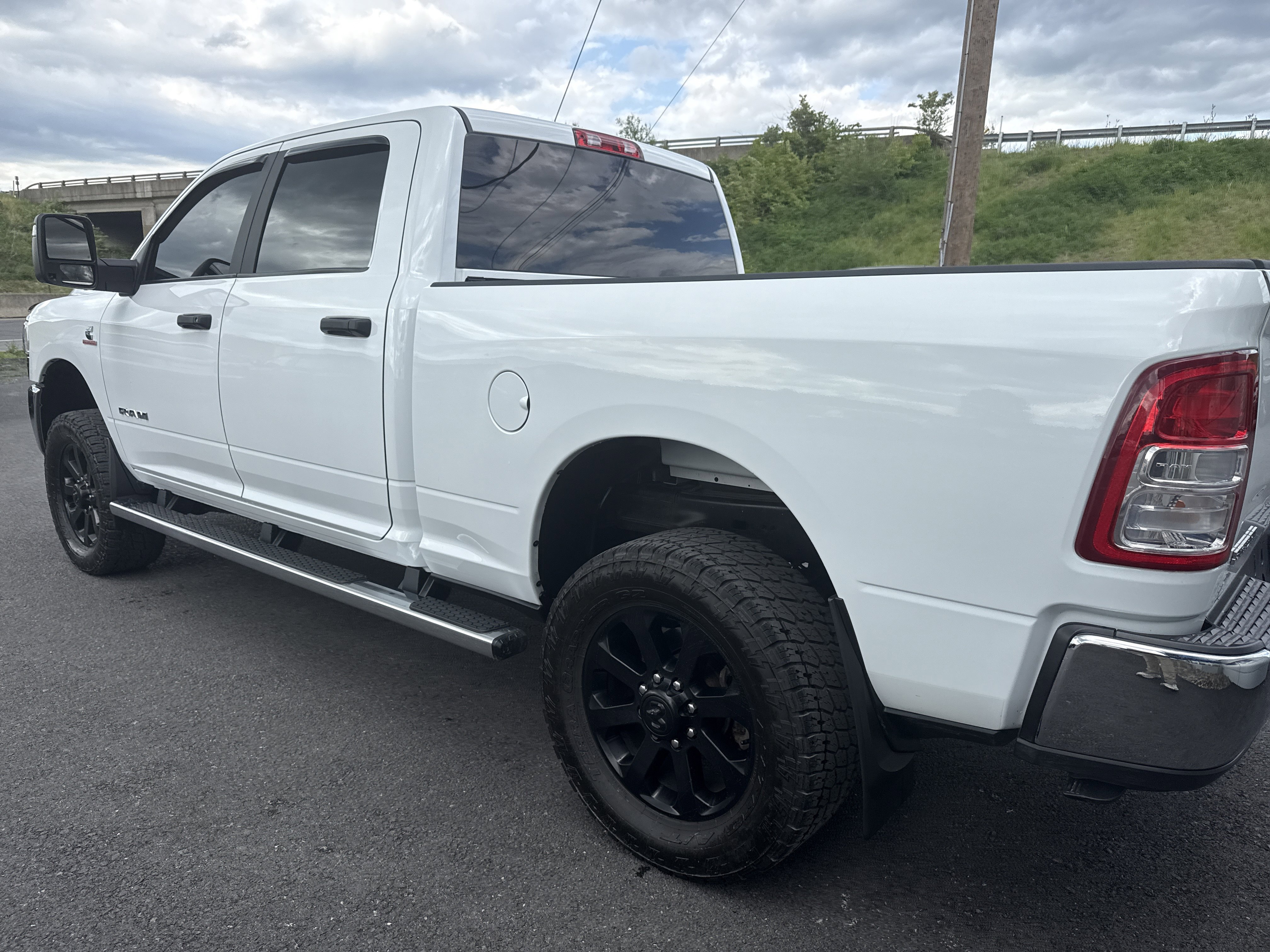 Used 2023 RAM 2500 Big Horn w/ Level 1 Equipment Group AWD/4WD image 6