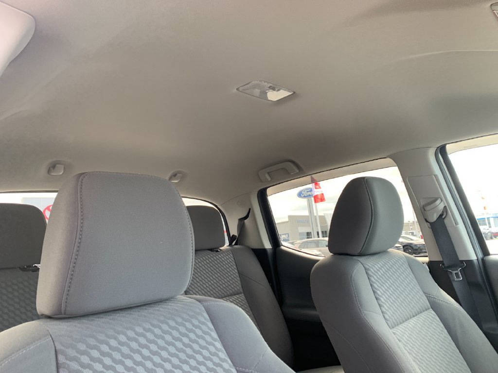 Used 2021 Toyota Tacoma SR AWD/4WD image 20