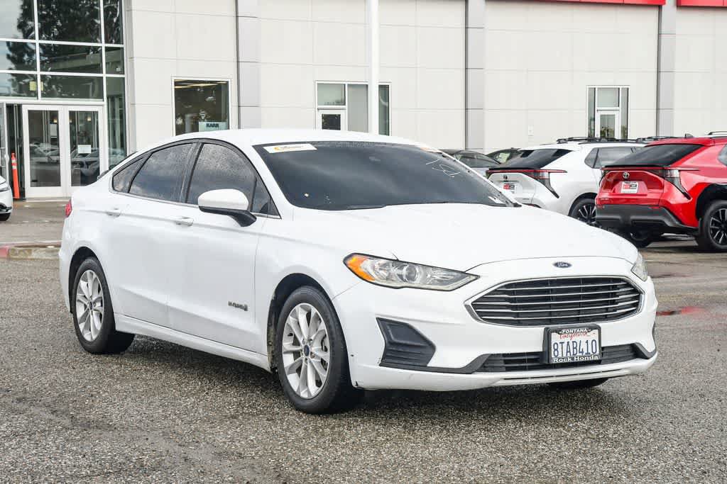 Used 2019 Ford Fusion SE FWD video 3