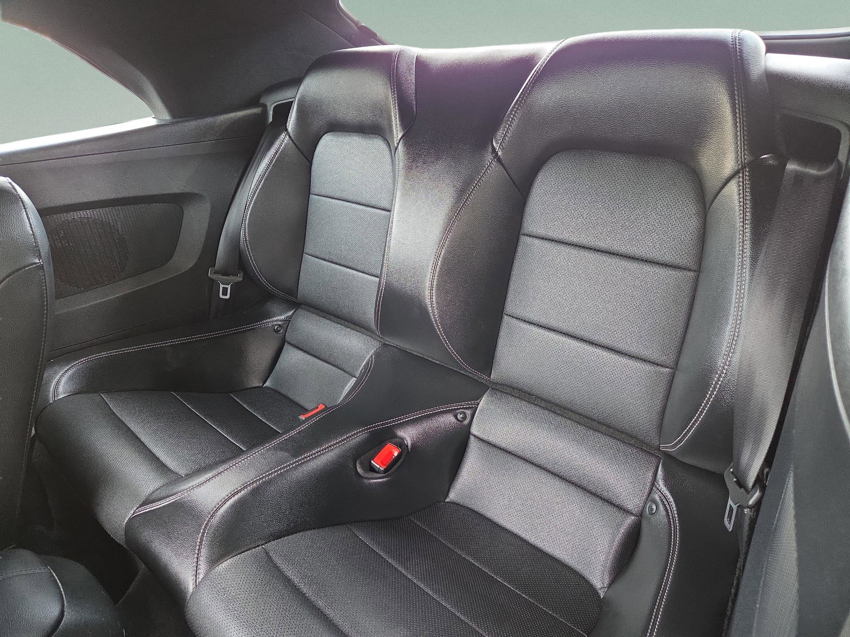 Used 2020 Ford Mustang Premium RWD image 10