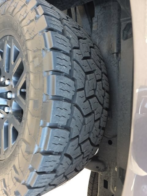 Used 2025 RAM 2500 Limited AWD/4WD image 10
