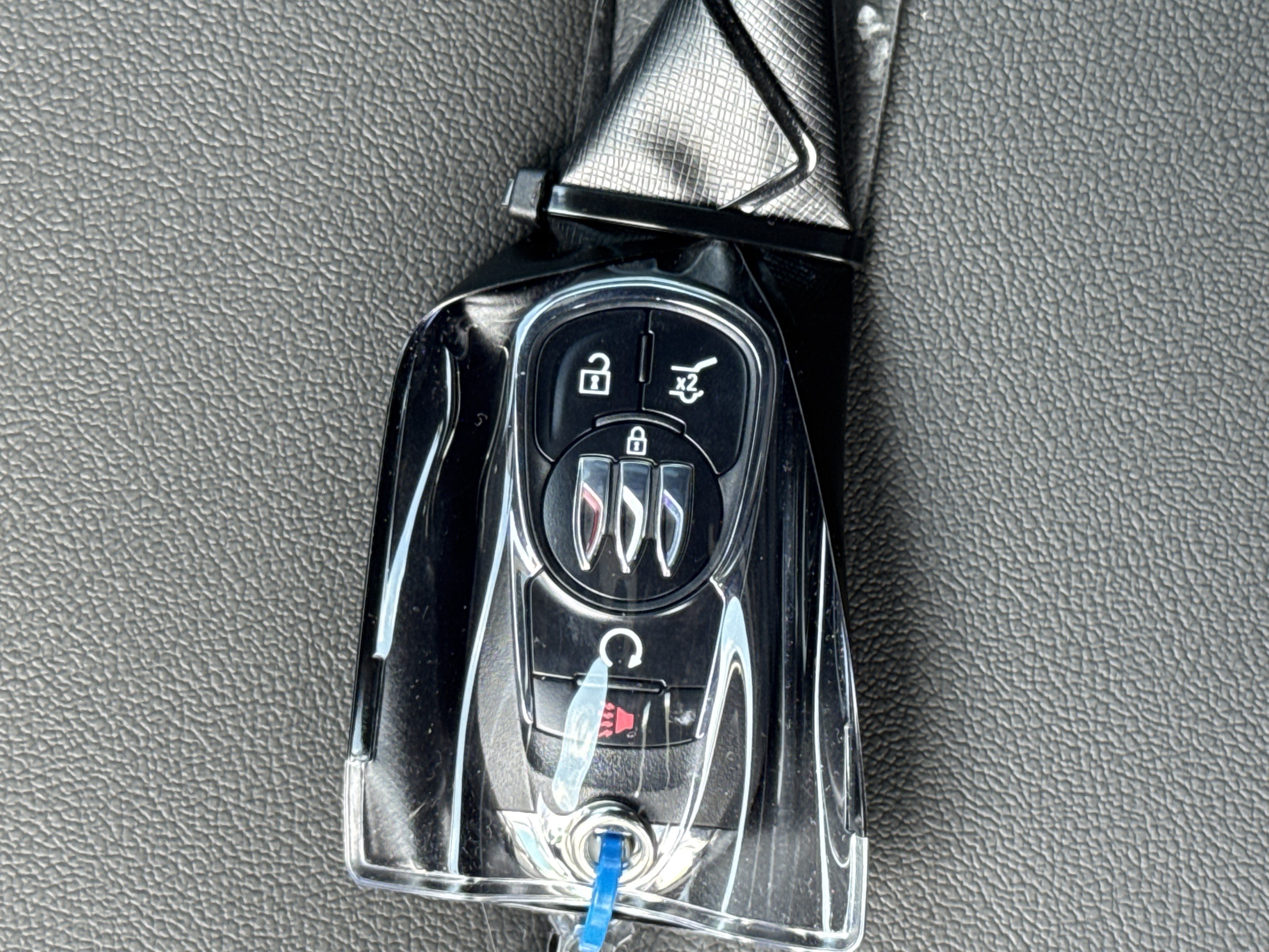 New 2026 Buick Envista Sport Touring w/ Convenience I Package FWD image 34