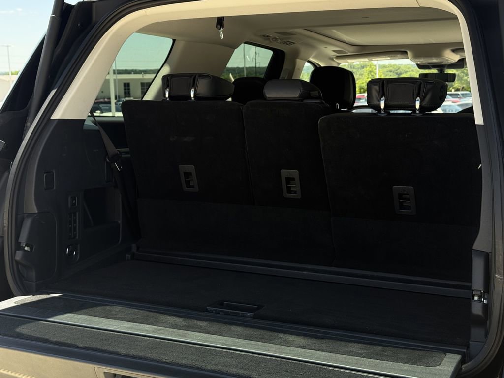 Used 2025 Lincoln Navigator Reserve AWD/4WD image 27