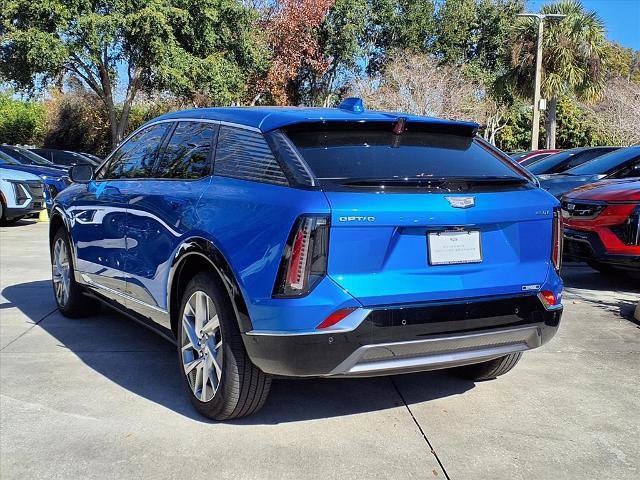 New 2026 Cadillac Optiq Luxury 2 RWD image 3