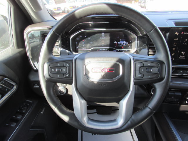 Used 2023 GMC Sierra 1500 SLT w/ SLT Premium Plus Package AWD/4WD image 19