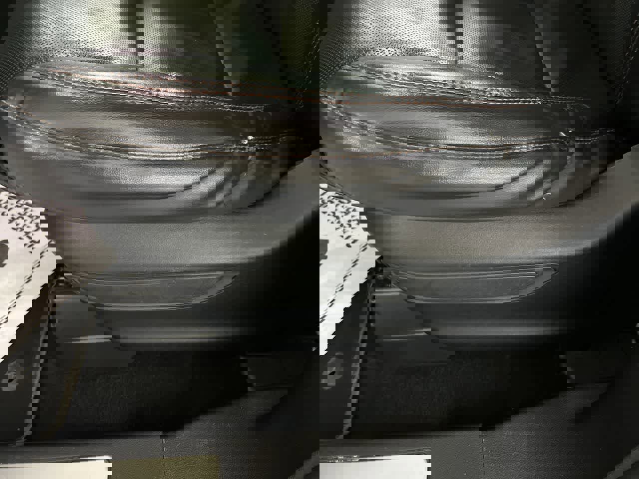 Used 2020 Lincoln Aviator Reserve w/ Equipment Group 202A image 14