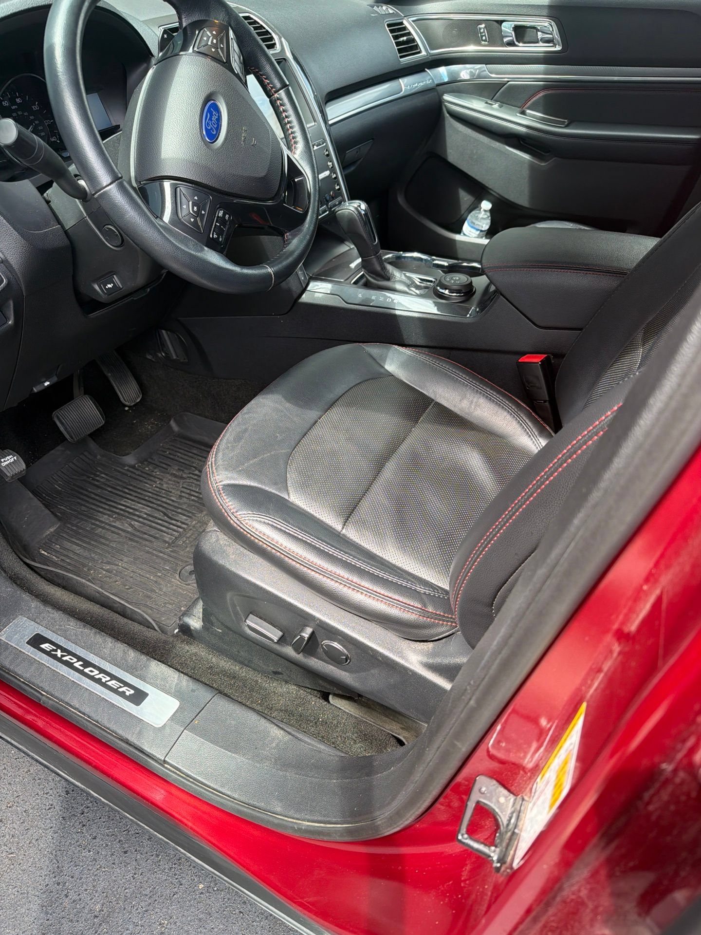 Used 2017 Ford Explorer Sport w/ Equipment Group 401A AWD/4WD image 11