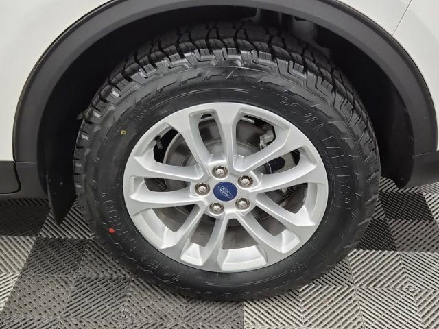 Used 2022 Ford Escape SE image 9