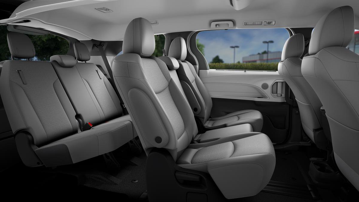 New 2026 Toyota Sienna LE AWD/4WD image 21