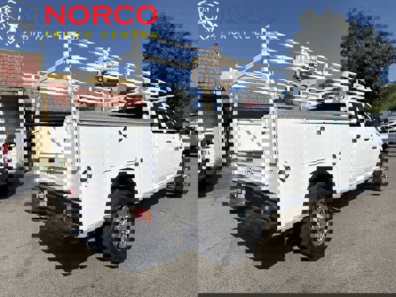 Used 2018 RAM 3500 Tradesman w/ Chrome Appearance Group image 10