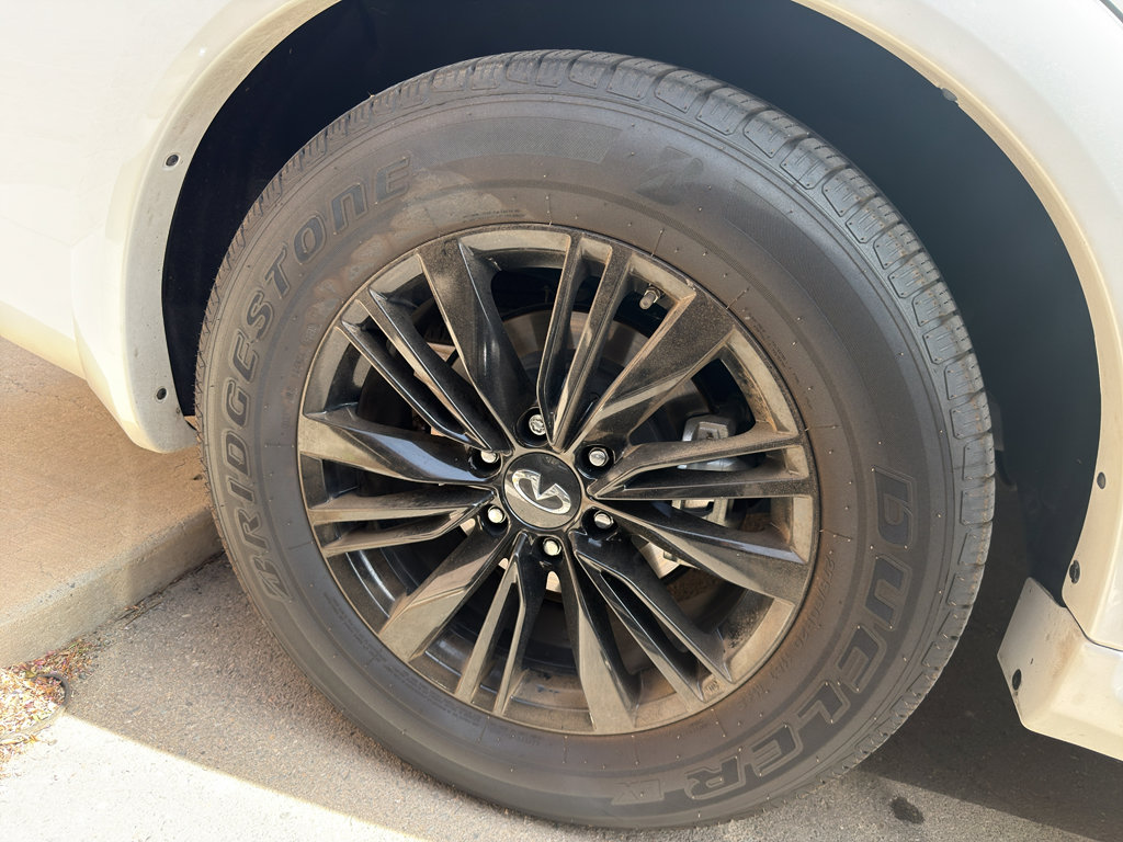 Used 2023 INFINITI QX80 Luxe w/ Cargo Package image 11