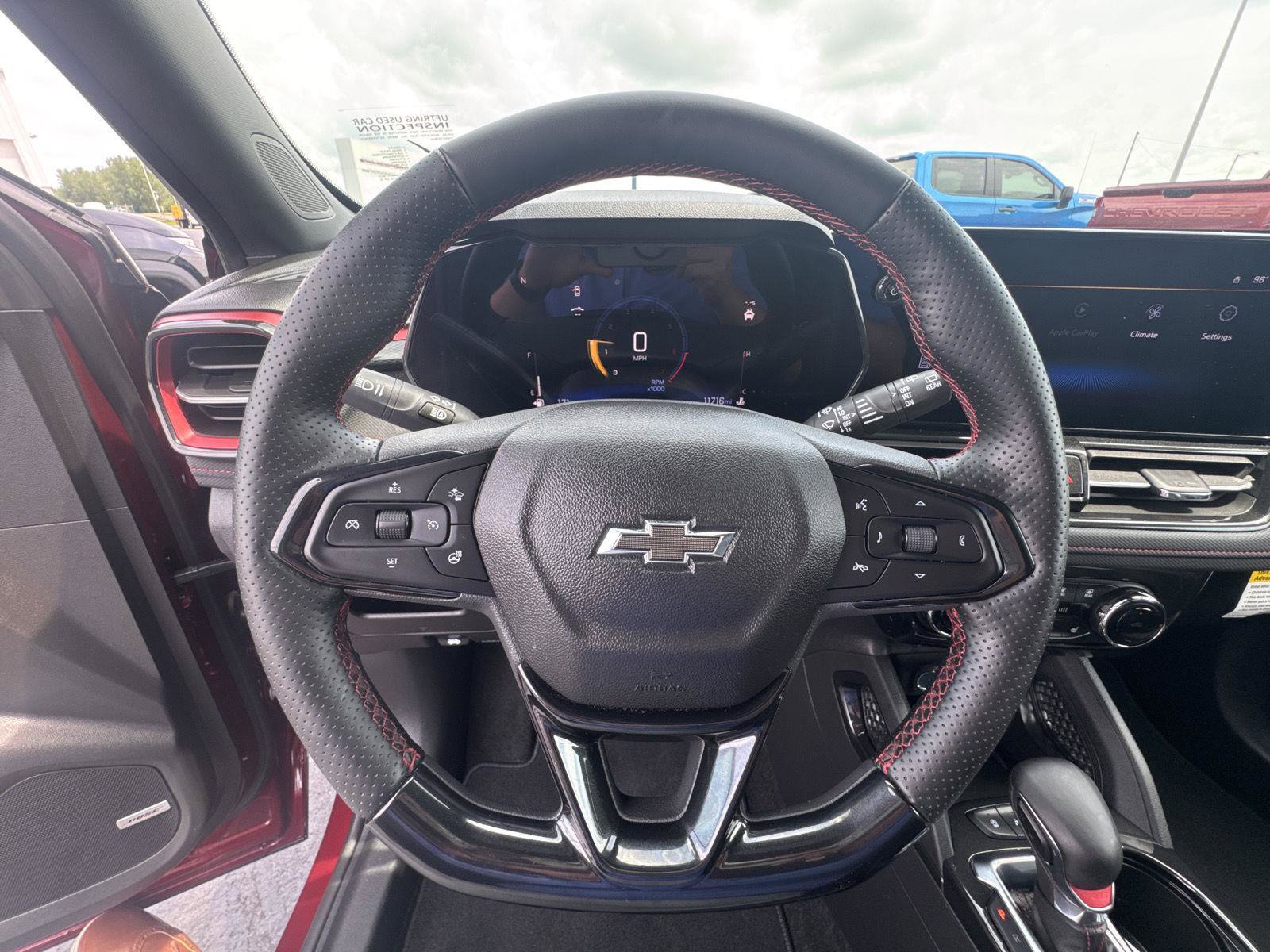 Used 2025 Chevrolet TrailBlazer RS w/ Convenience Package FWD image 18