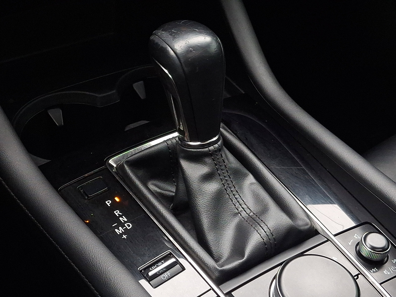 Used 2021 MAZDA MAZDA3 s image 15