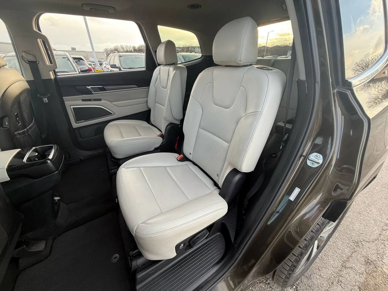 Used 2021 Kia Telluride S AWD/4WD image 10