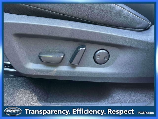 Certified 2025 Nissan Murano SL AWD/4WD image 18