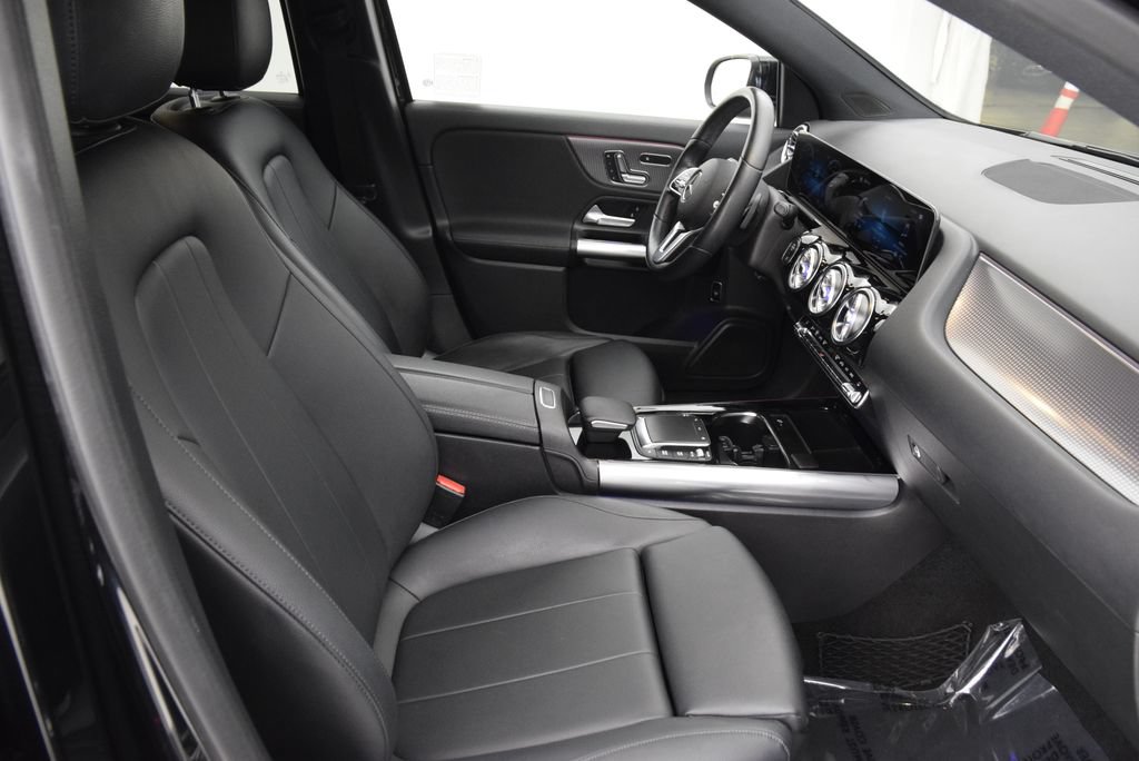 Certified 2021 Mercedes-Benz GLA 250 4MATIC image 16
